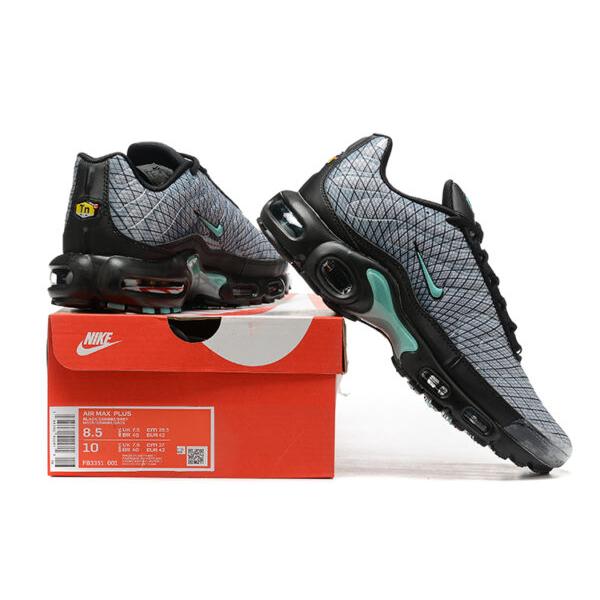 AIR MAX PLUS TN ‘SPIROGRAPH’