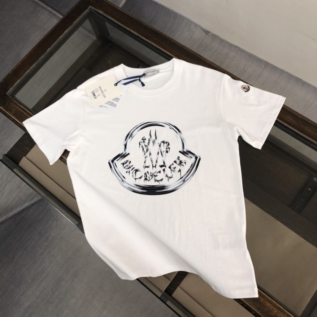 MON T-Shirt