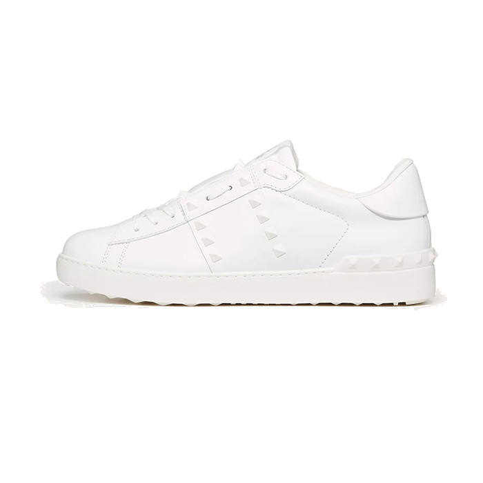 One stud leather sneakers