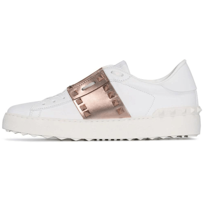 One stud leather sneakers