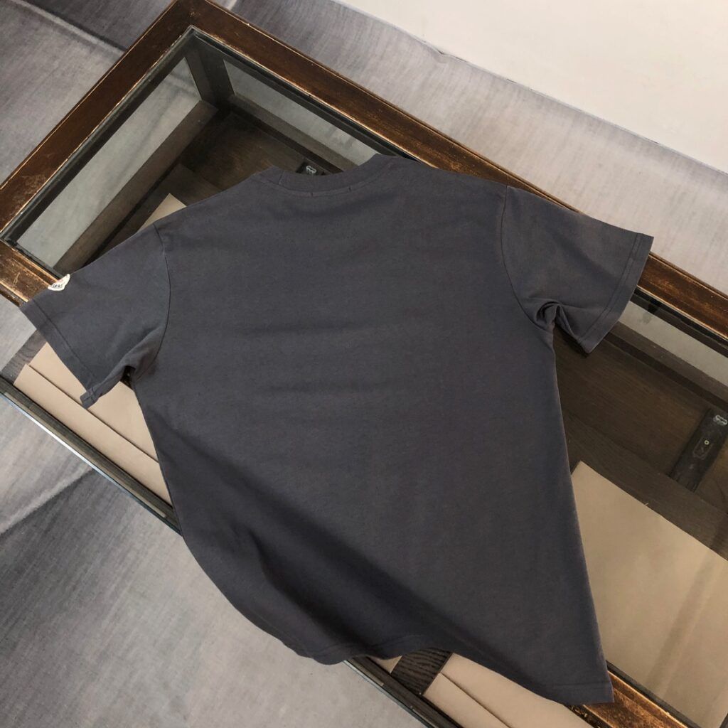 MON T-Shirt