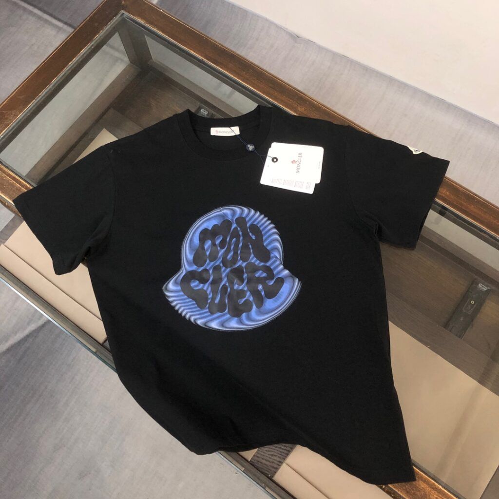 MON T-Shirt