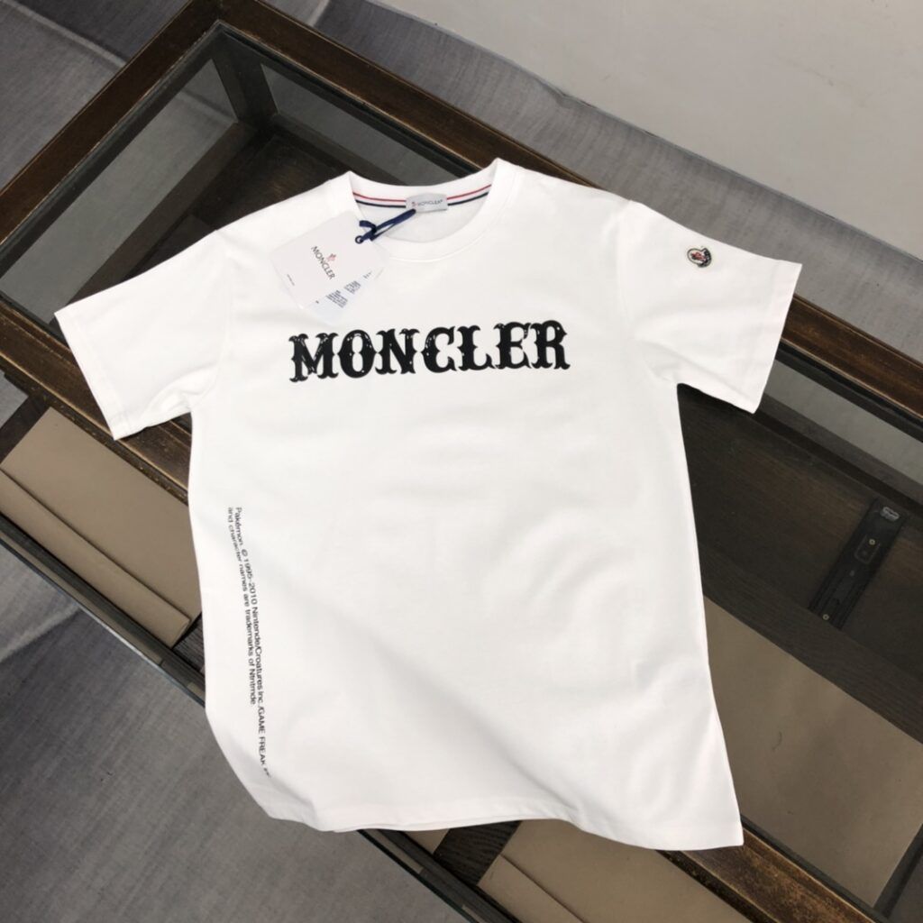 MON T-Shirt