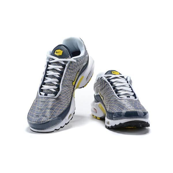 AIR MAX PLUS TN ‘MIDNIGHT YELLOW’
