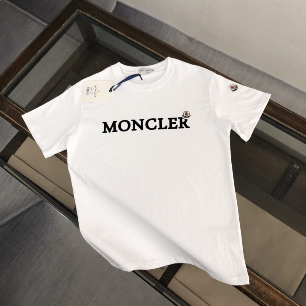 MON T-Shirt