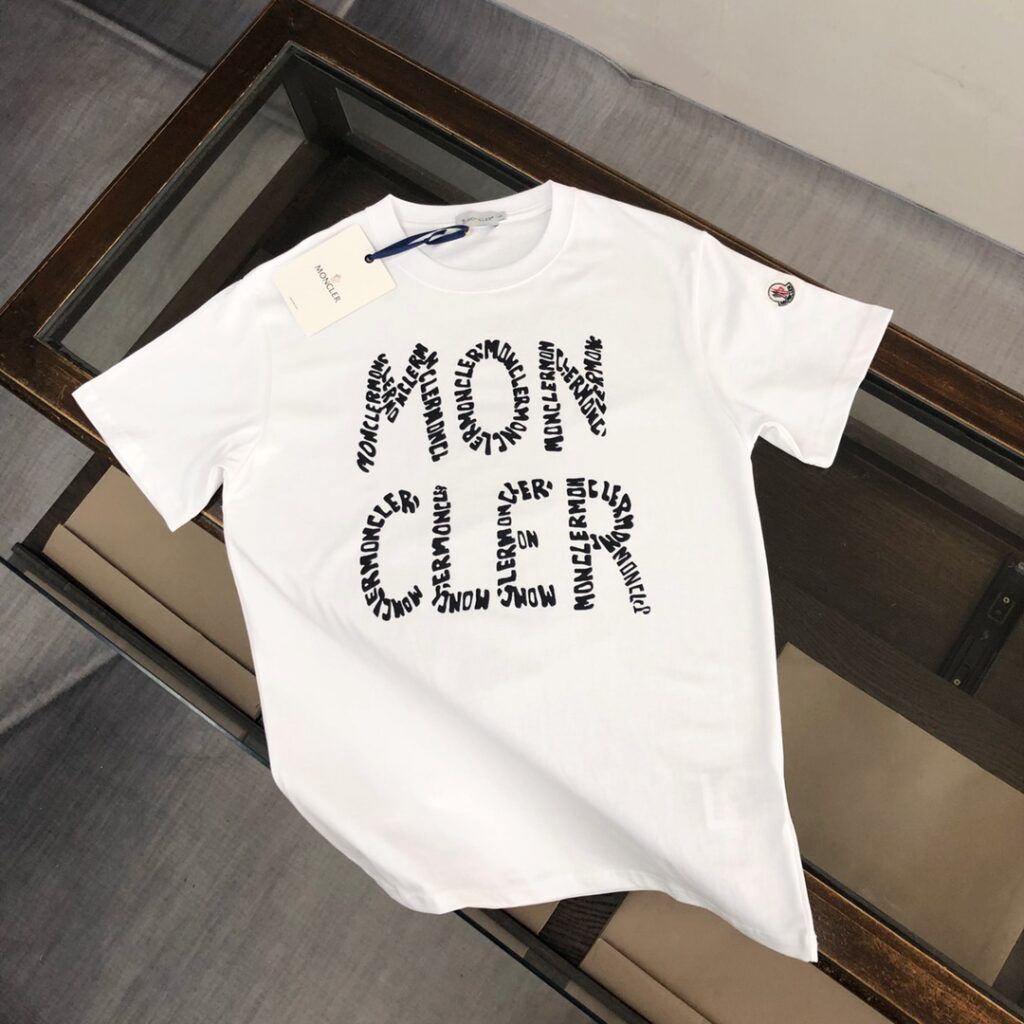 MON T-Shirt