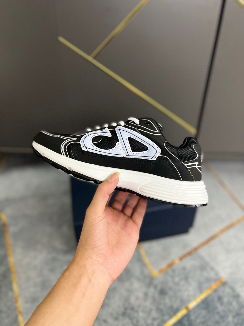 B30