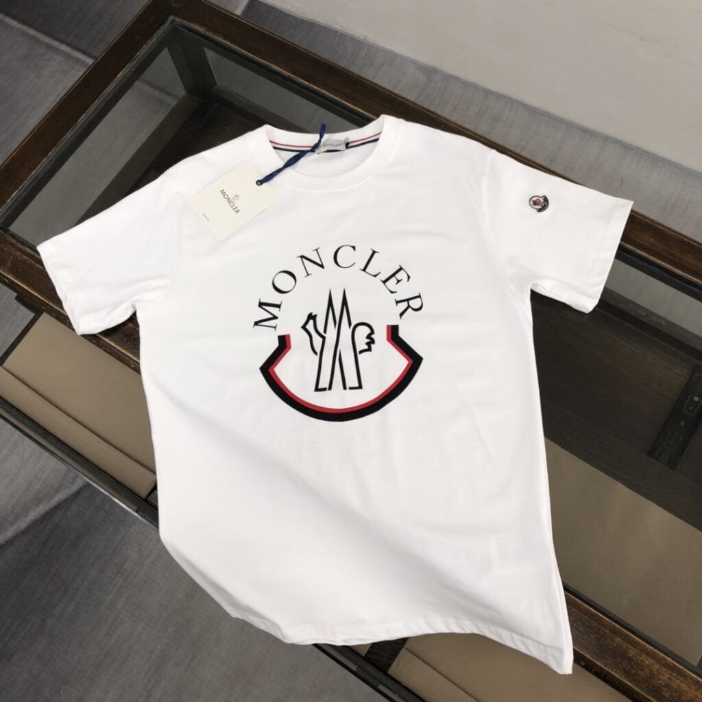 MON T-Shirt
