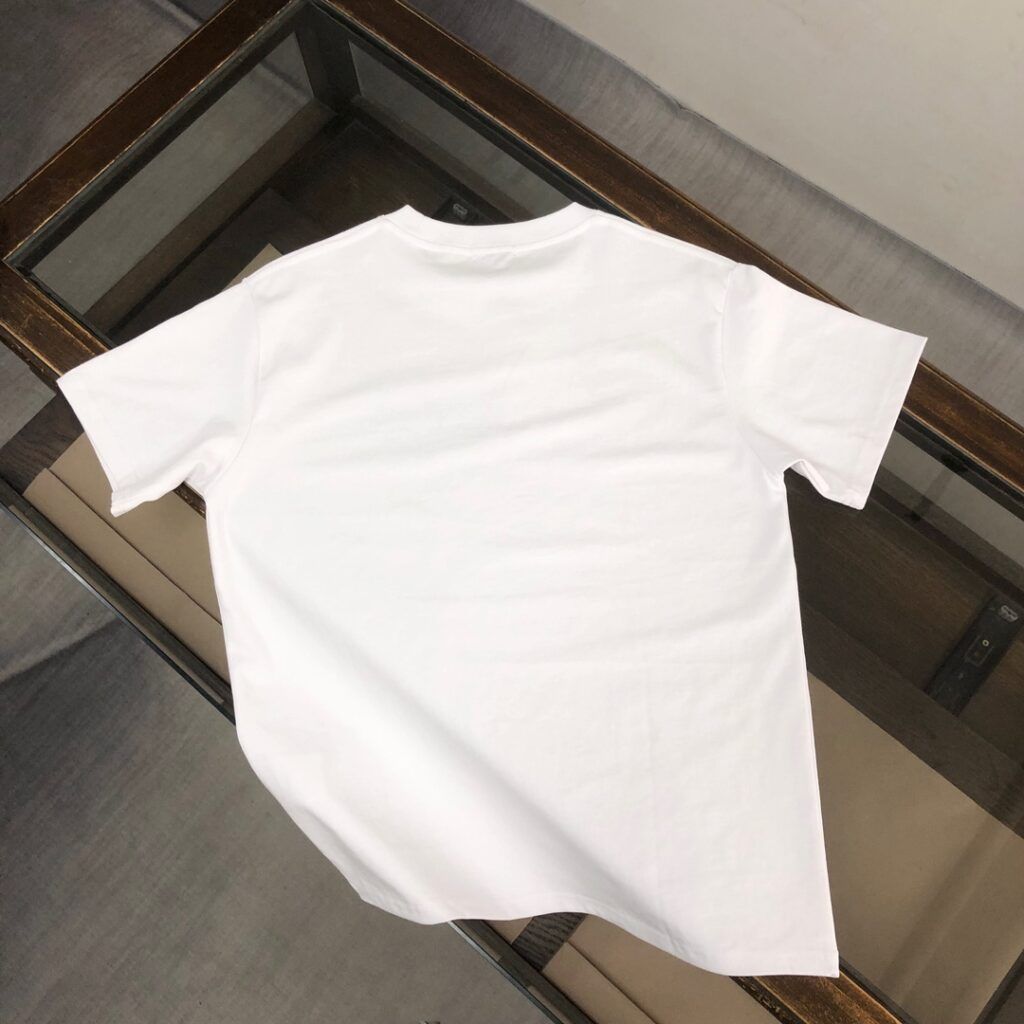 MON T-Shirt