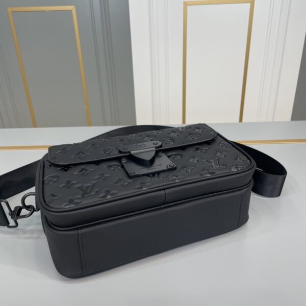 Lv borsa uomo