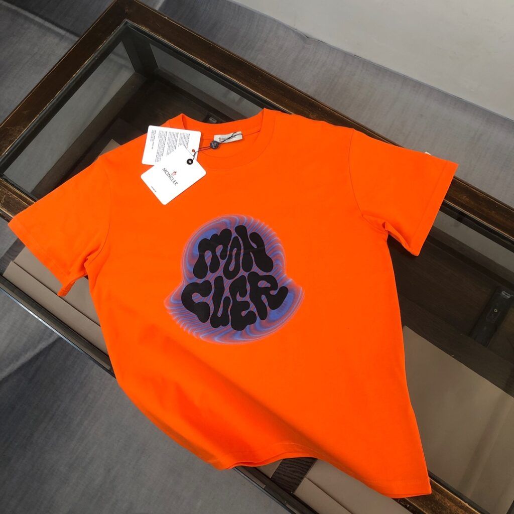 MON T-Shirt