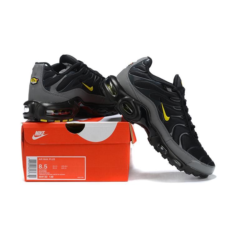 AIR MAX PLUS TN ‘BATMAN’
