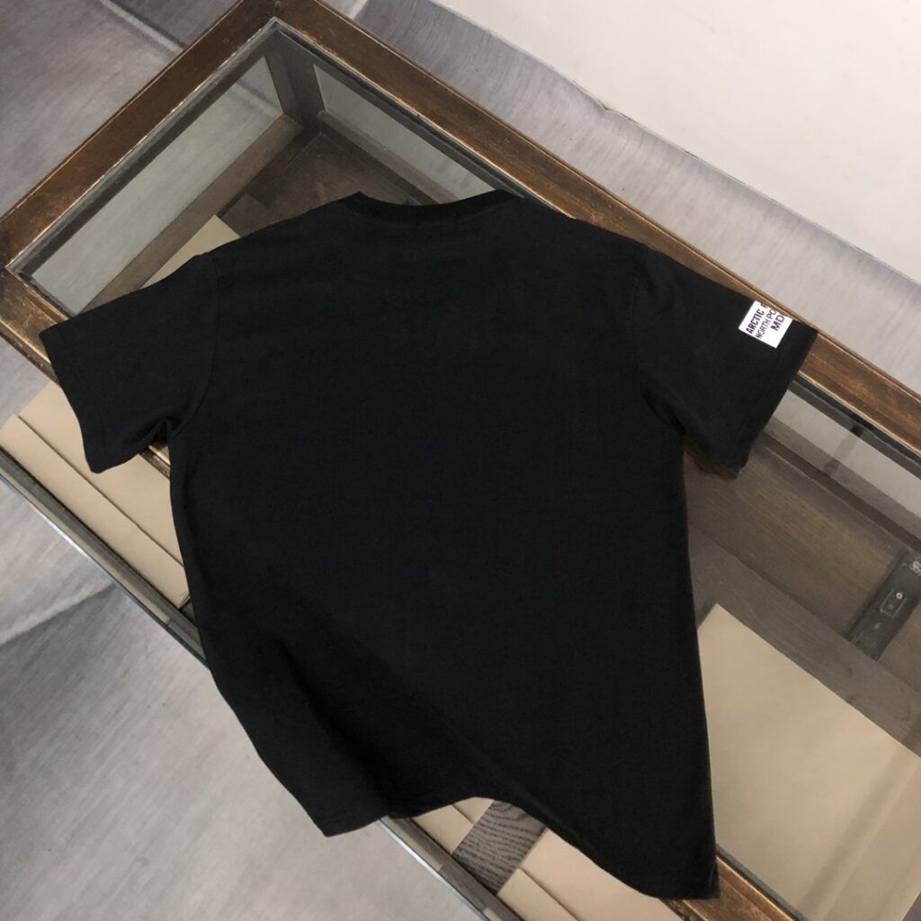 MON T-Shirt