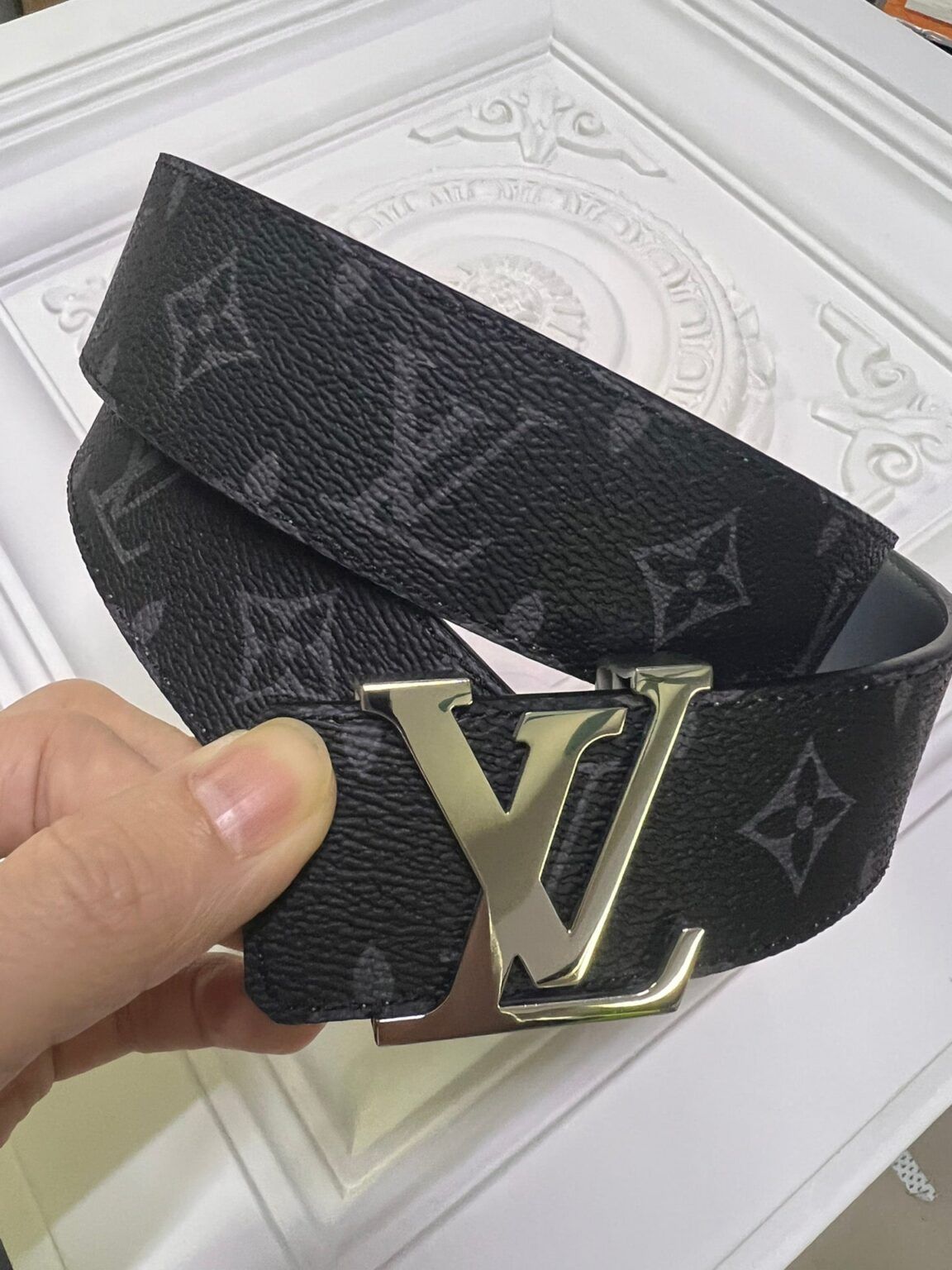LV cintura
