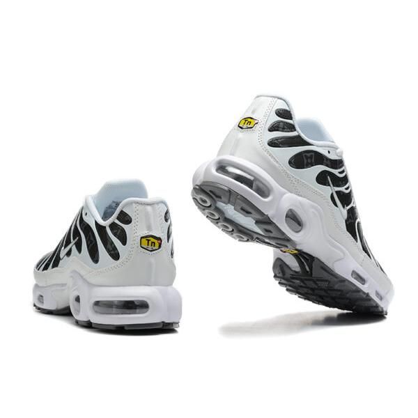 AIR MAX PLUS TN X LOUIS VUITTON