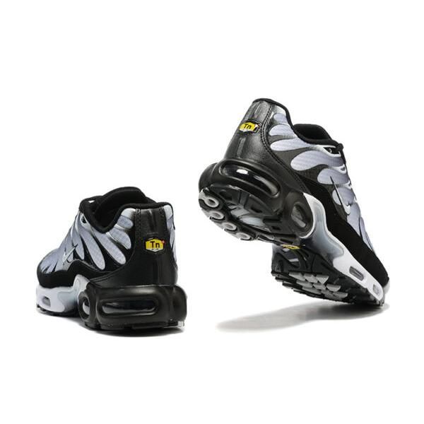 AIR MAX PLUS TN ‘BLACK SILVER WHITE’