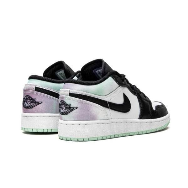 PASTEL TIE-DYE