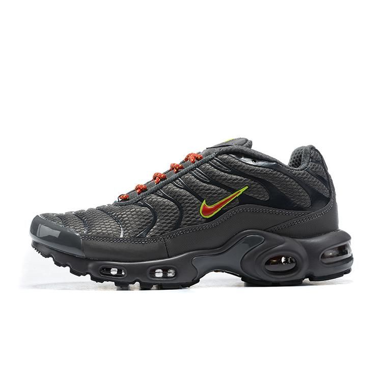 AIR MAX PLUS TN ‘TOGGLE LACING GREY’