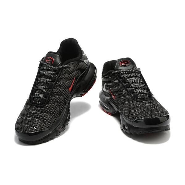 AIR MAX PLUS TN ‘METAL MESH RED’