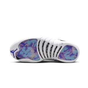 HYPER ROYAL