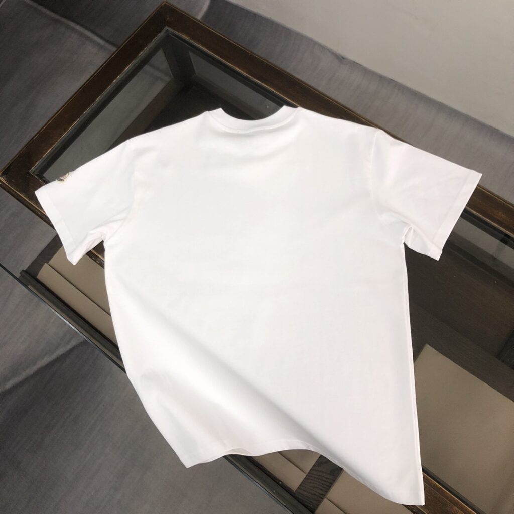 MON T-Shirt