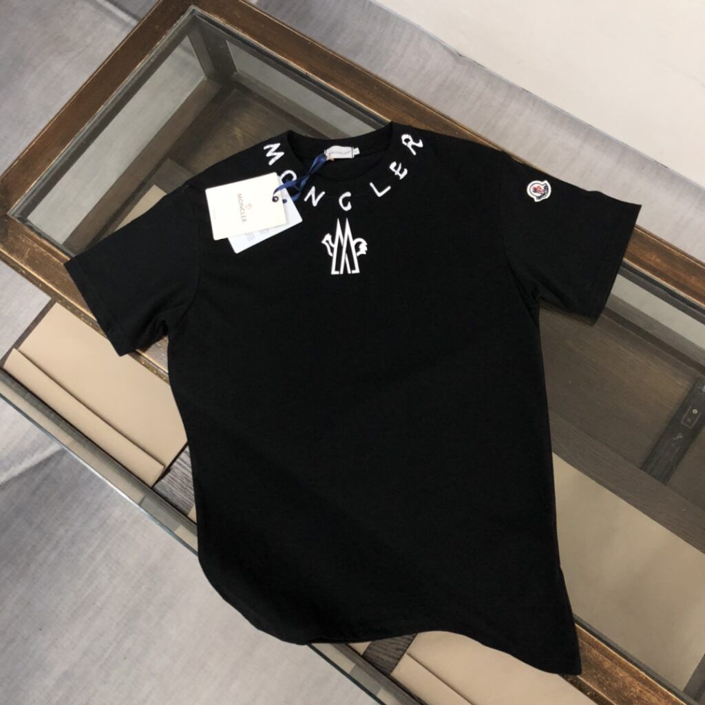 MON T-Shirt
