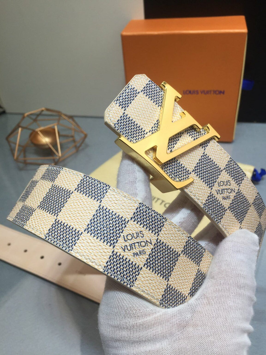 LV cintura