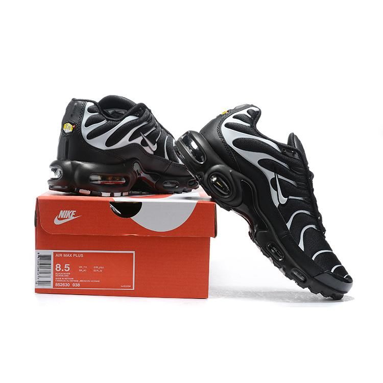 AIR MAX PLUS TN ‘BLACK METALLIC’