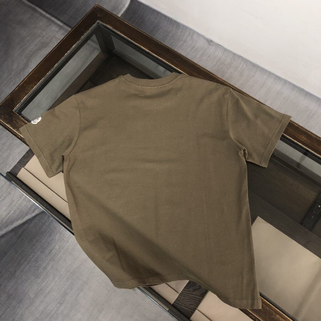 MON T-Shirt