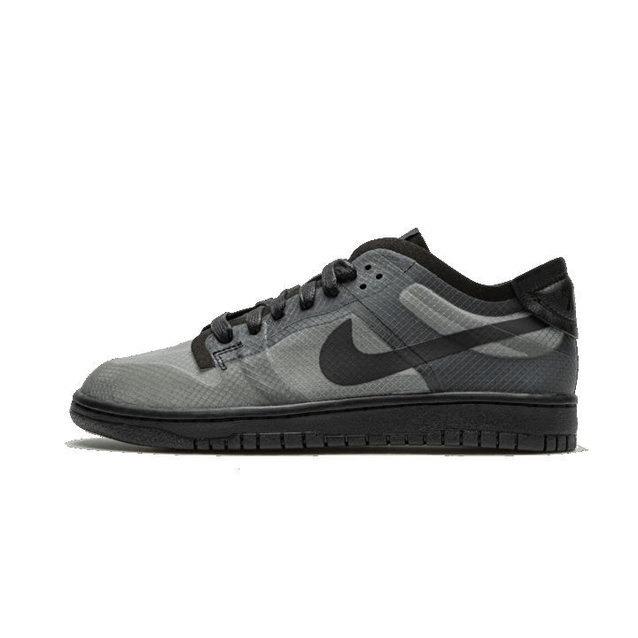 COMME DES GARONS BLACK