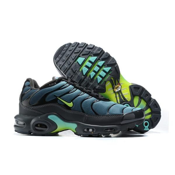 AIR MAX PLUS TN ‘IRIDESCENT’