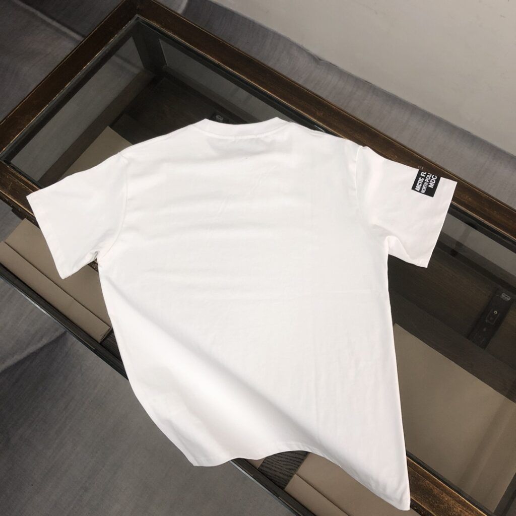 MON T-Shirt