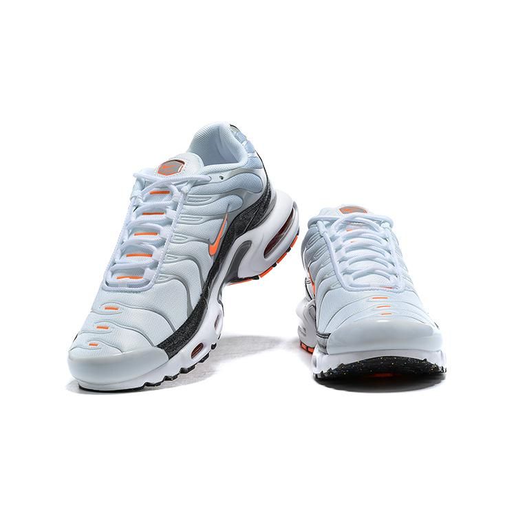 AIR MAX PLUS TN ‘CRATER’